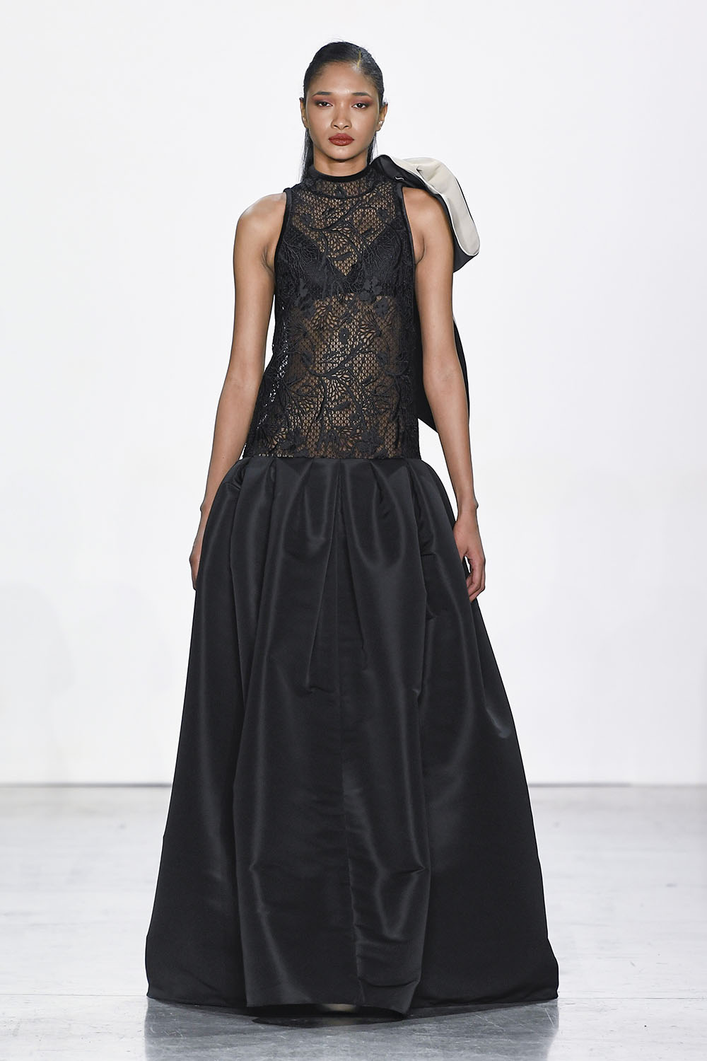 Onyx Cluny Lace Trapeze Gown with Faille Skirt and Bow Detail