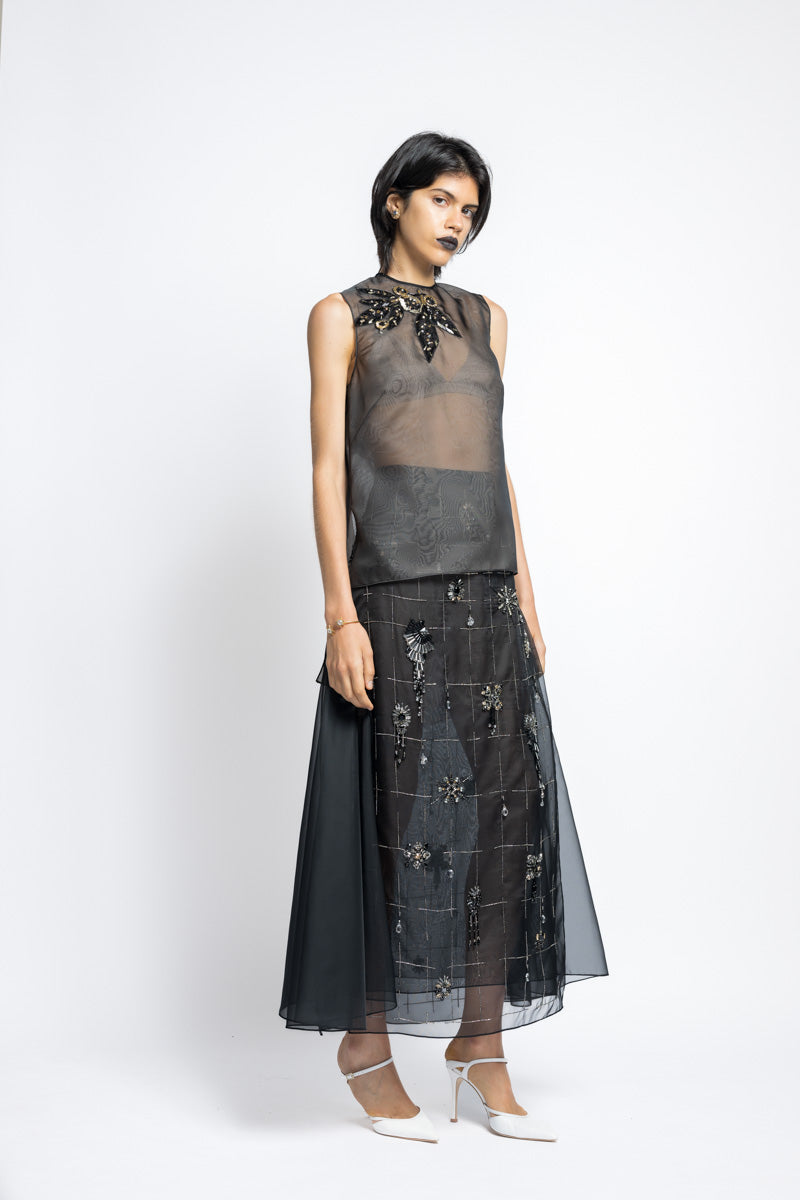 Organza Blouse With Open Back And Bay Leaf Embroidery 3