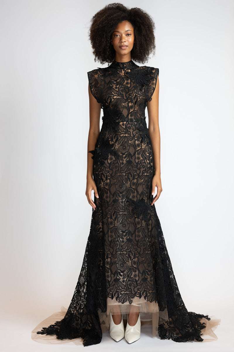 Black Nomad Lace Column Gown With Trumpet Train 1