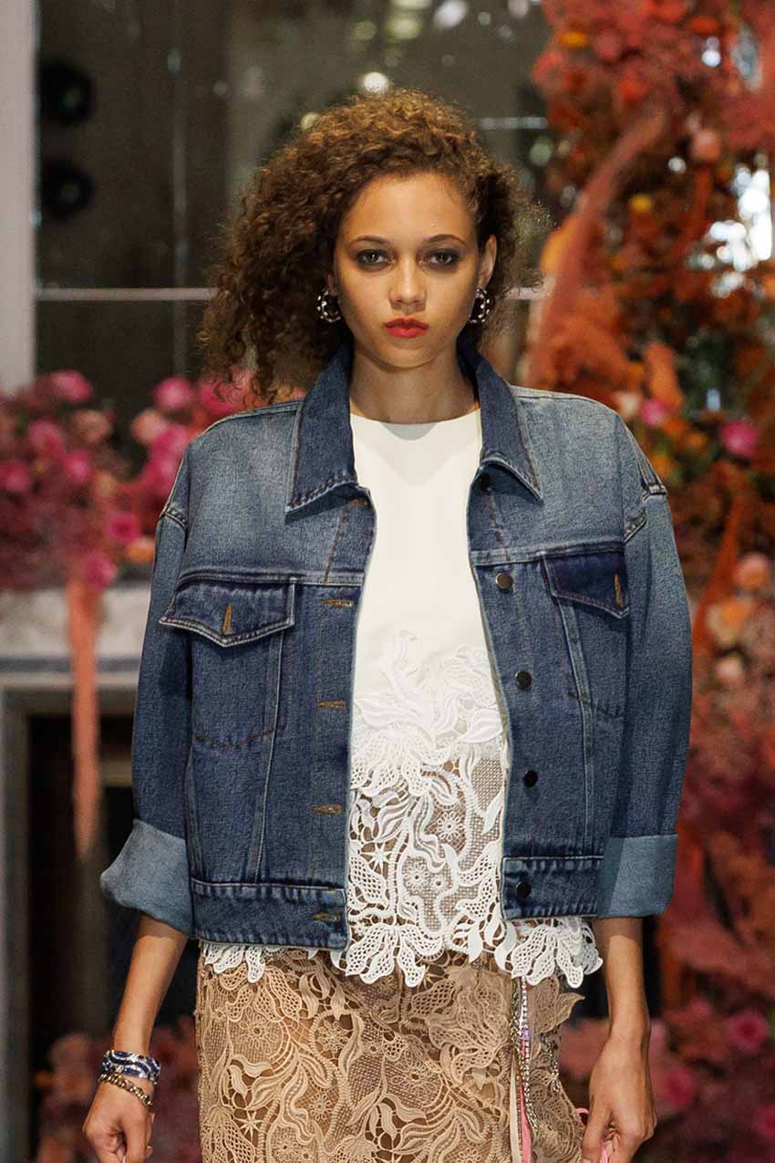 Spring 2025 Look 16 white lace top