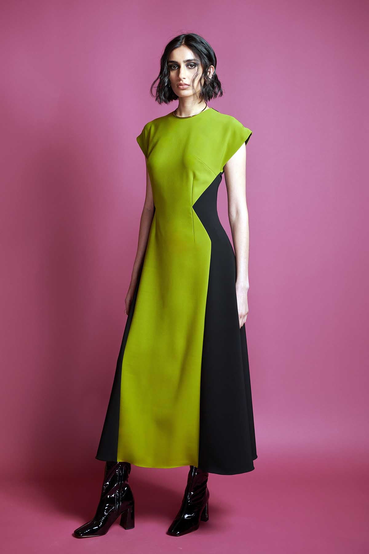 Color Block Crepe Day Dress with Relaxed Shoulders Color Block Crepe Day Dress with Relaxed Shoulders