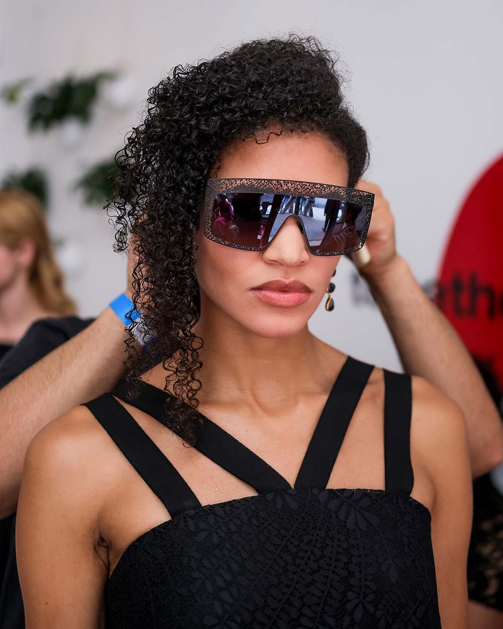 unique eyewear black rimmed sunglasses