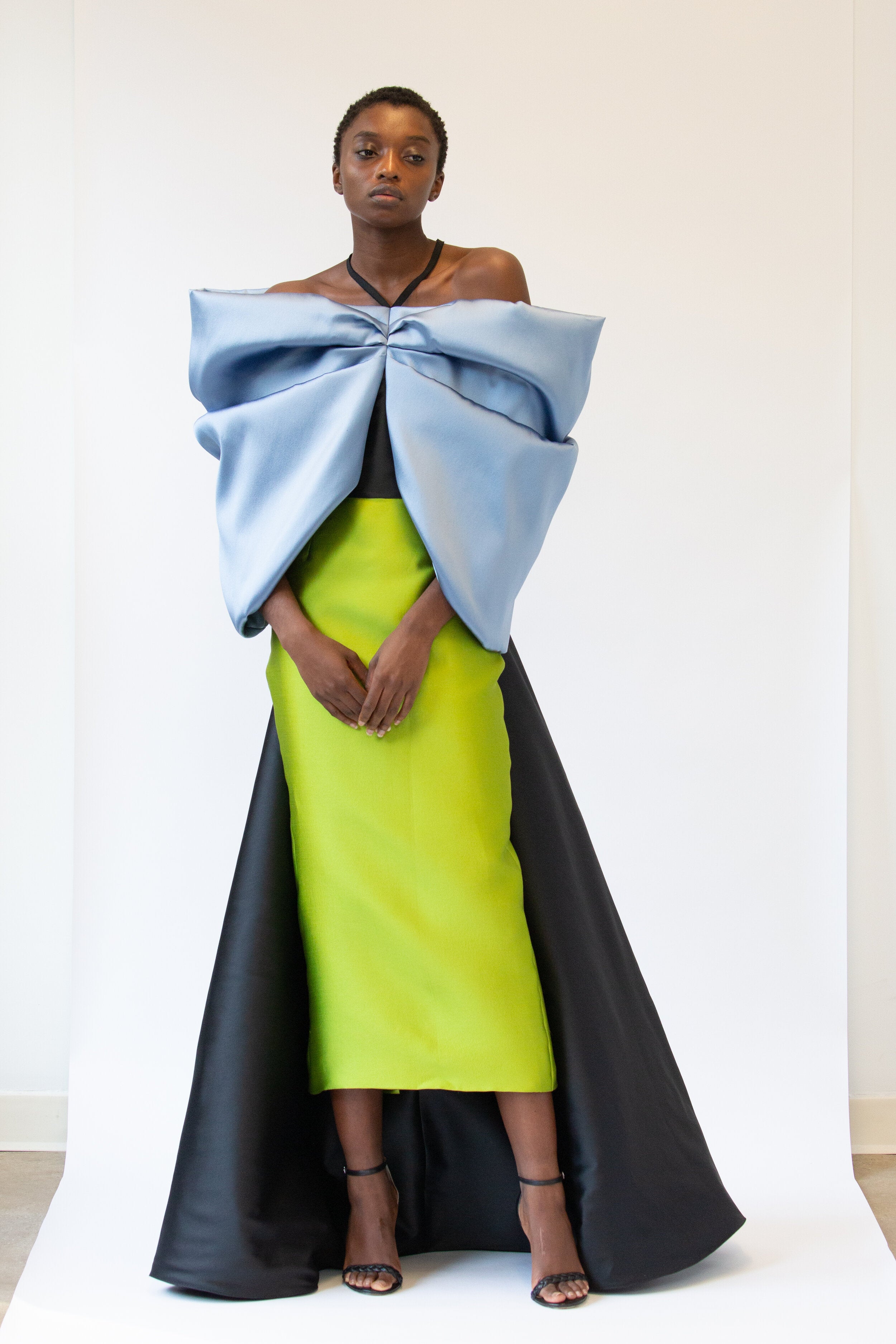 Butterfly Bow Gown with Train 2