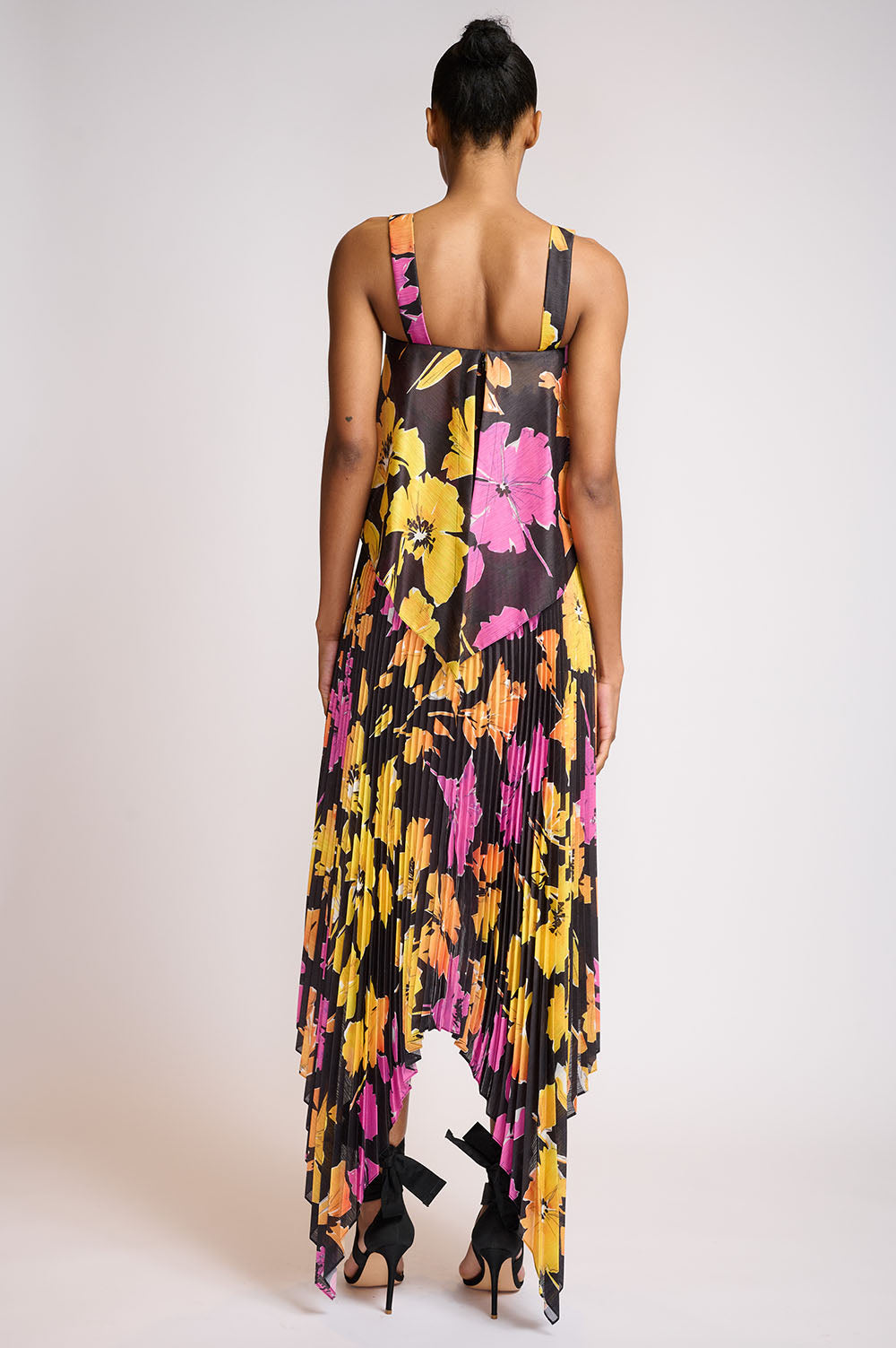 Ombre Hibiscus Printed Dress with Asysmetric Pleated Skirt 3