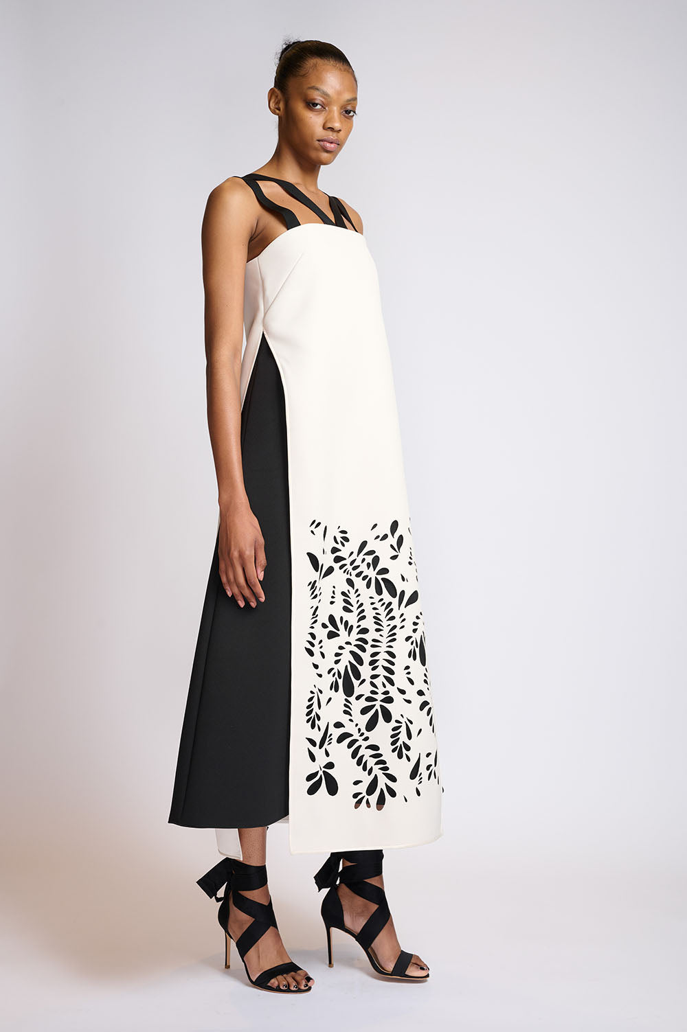 Porcelain and Onyx Cady Sheath Dress with Floral Precision Cut Overlay 2