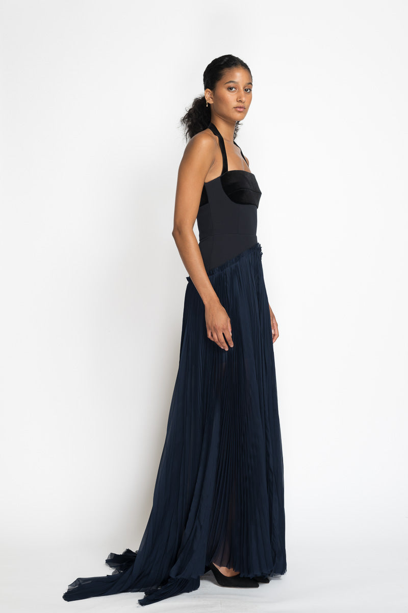 Cady And Velvet Gown With Silk Chiffon Pleated Skirt 3