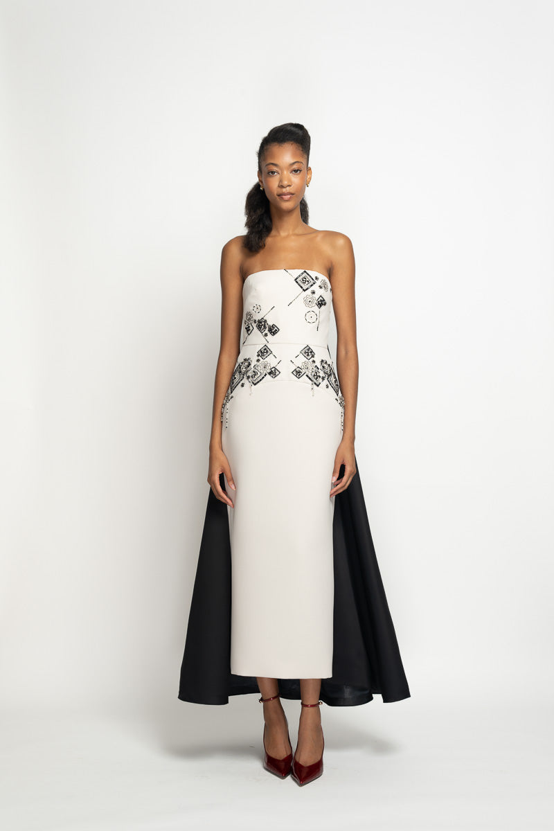 Alabaster Cady Dress with Onyx Train and Alpana Embroidery 2