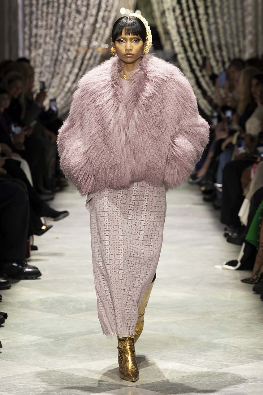 Fall 2025 runway look 5